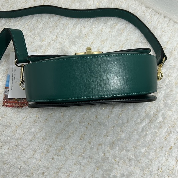Elegant Green Leather Shoulder Bag - Picture 4 of 12